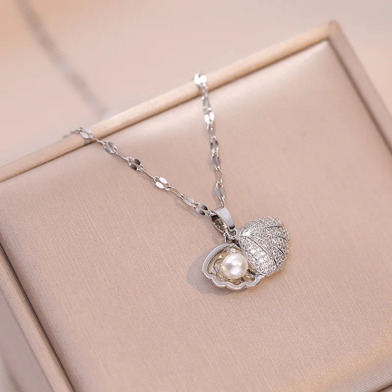 Crystal Zircon Shell Pearl Pendant