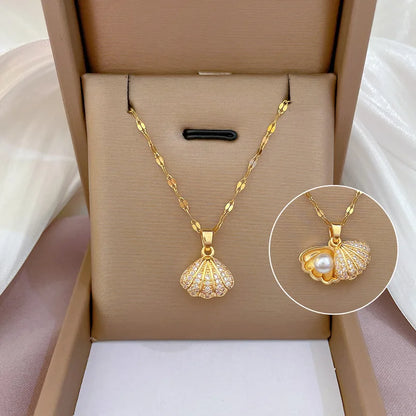 Crystal Zircon Shell Pearl Pendant