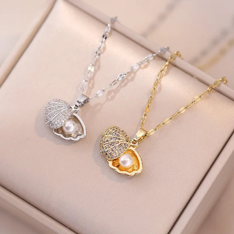 Crystal Zircon Shell Pearl Pendant